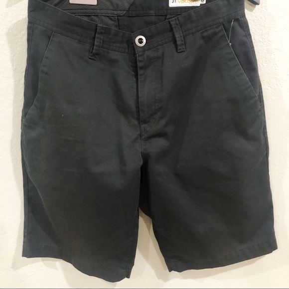 Volcom Other - Volcom Men’s Black true to this Shorts Sz 31